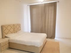 إيجار شهري 10,000 روبية شاملة الفواتير، فيلا مفروشة مكونة من غرفتي نوم وصالة مع فناء كبير