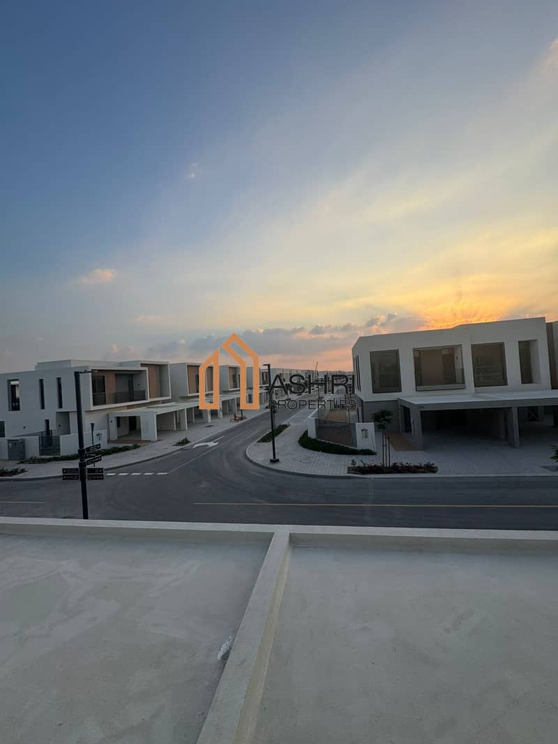 Brand New 4BR Villa in The Valley Orania | Rent for AED 210K - Image 7