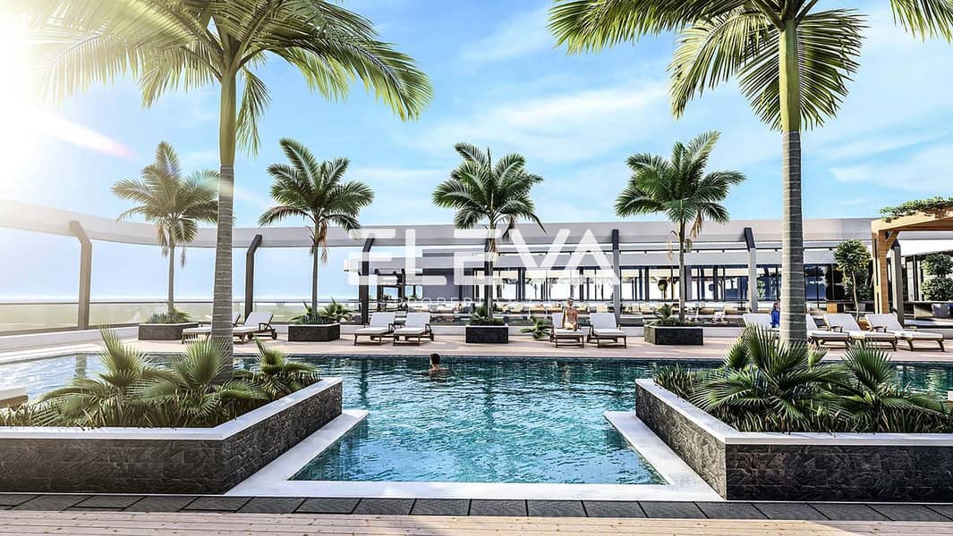 ELEGANT MODERN LIVING OVERLOOKING SPORTS ARENA - Image 15