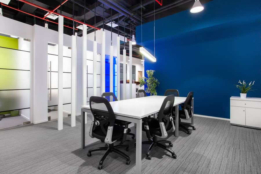 5 Regus_AJMAN_UAE_Corniche_MeetinRoom. jpg