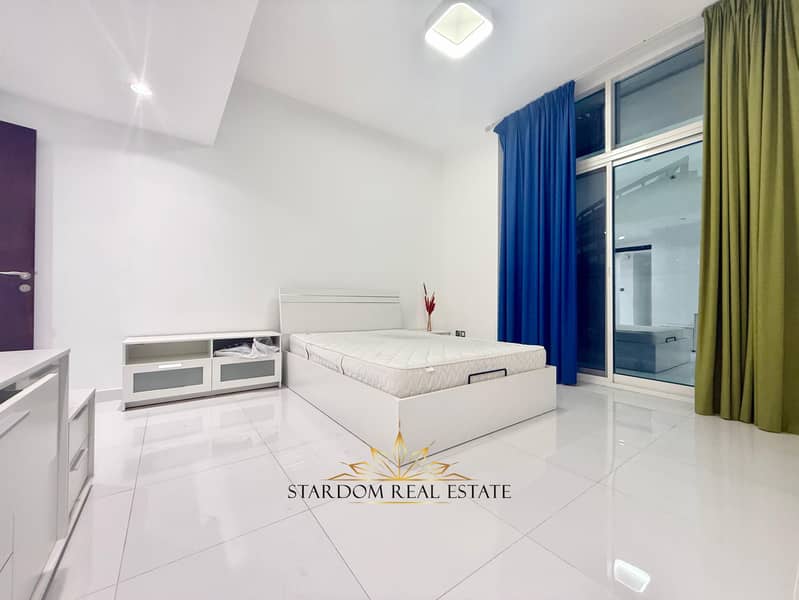 2 BR | CLOSED KTCHEN | VACANT