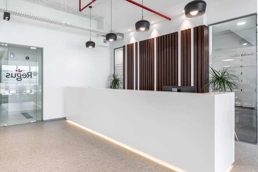 4 Regus_Julphar Tower RAK_5380_UAE_Reception. jpg