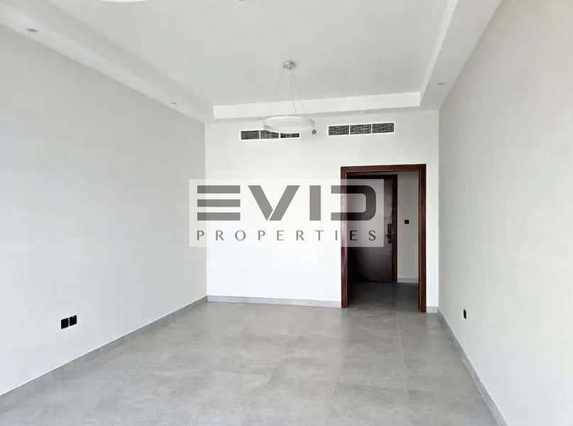 Luxury 3 BR + Maid | High Floor | Next to Metro | Vacant