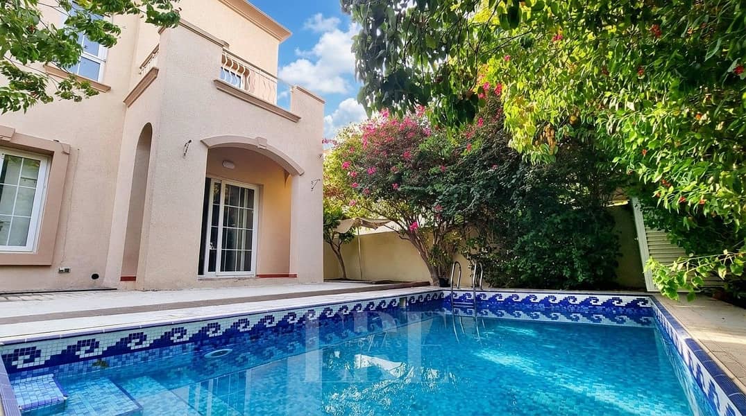 NEWLY RENOVATED | PRIVATE POOL | 2BR + STUDY
