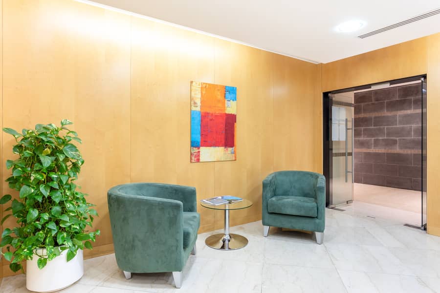 5 Regus_BCW - JAFZA View 18 & 19_1382_Dubai_UAE_BusinessLounge. jpg