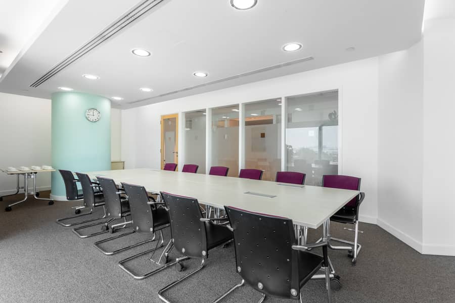6 Regus_BCW - JAFZA View 18 & 19_1382_Dubai_UAE_LargeMeetingRoom. jpg