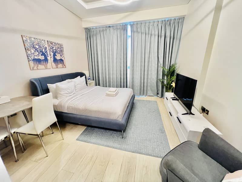 Luxurious Fully Furnished// Huge Size Studio Just 60k Rent 4 Cheques