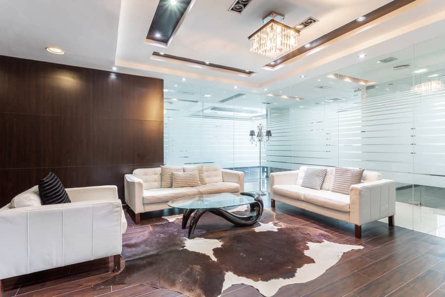 5 Regus_4264_DUBAI, Jumeirah lake Towers South_Dubai_BusinessLounge. jpg