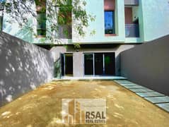 Lavish spacious 2 bedroom townhouse with All Amenities