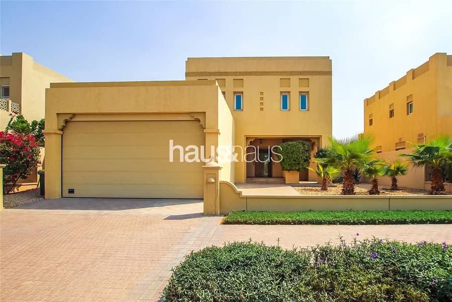 4 bedrooms + Maids | Single row | Well maintained
