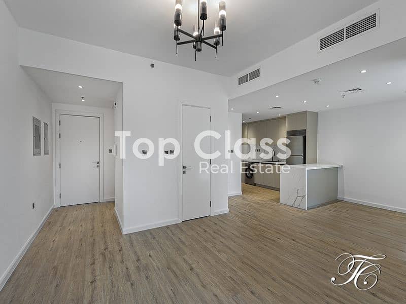 Stunning Modern Duplex | Fully Upgraded | Vacant Stunning Modern Duplex | Fully Upgraded | Vacant