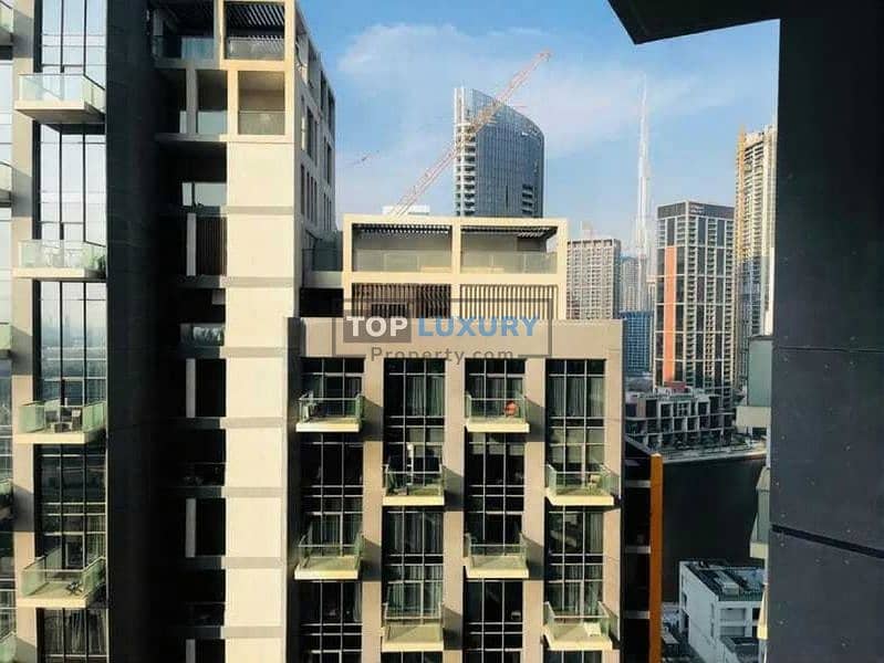 MOVE IN READY | PRIME LOCATION | MODERN LAYOUT