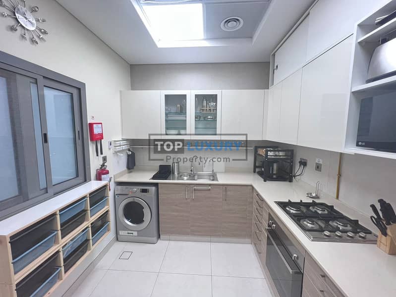 MODERN LAYOUT | PRIME LOCATION | READY TO MOVE IN