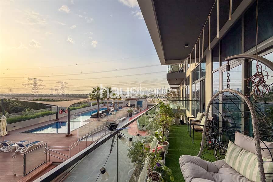 Marina Skyline View | Great ROI | Family Friendly Marina Skyline View | Great ROI | Family Friendly