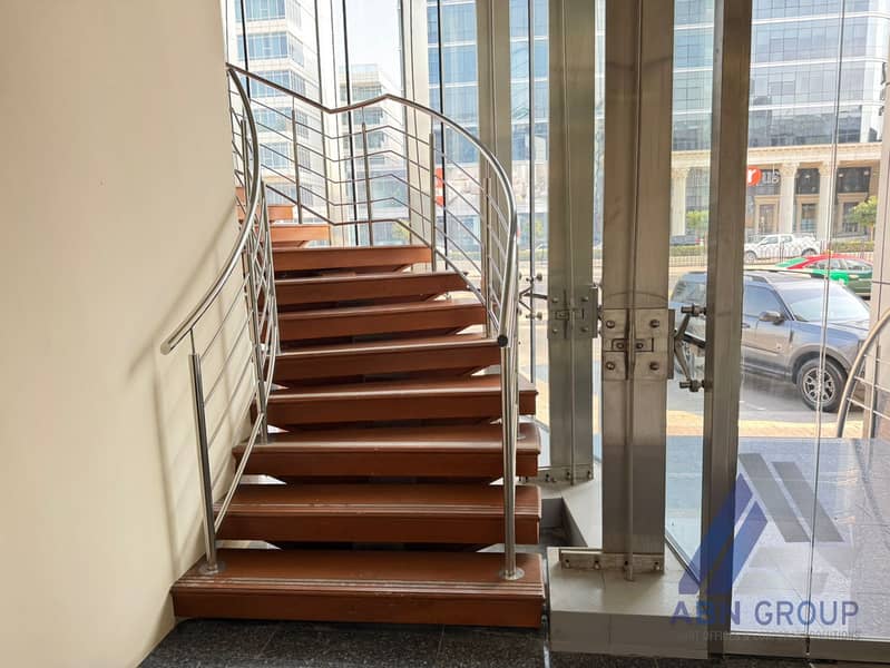 Premium Spacious Office for Rent | Karama/Oud Mehta | Fully Furnished With View - Image 8