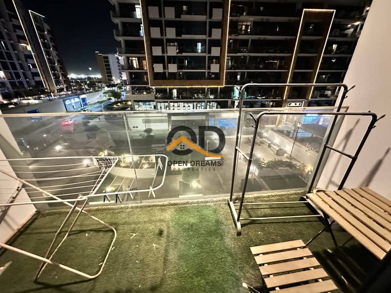 Fully Furnished // Corner Unit // Spacious Layout - Image 7