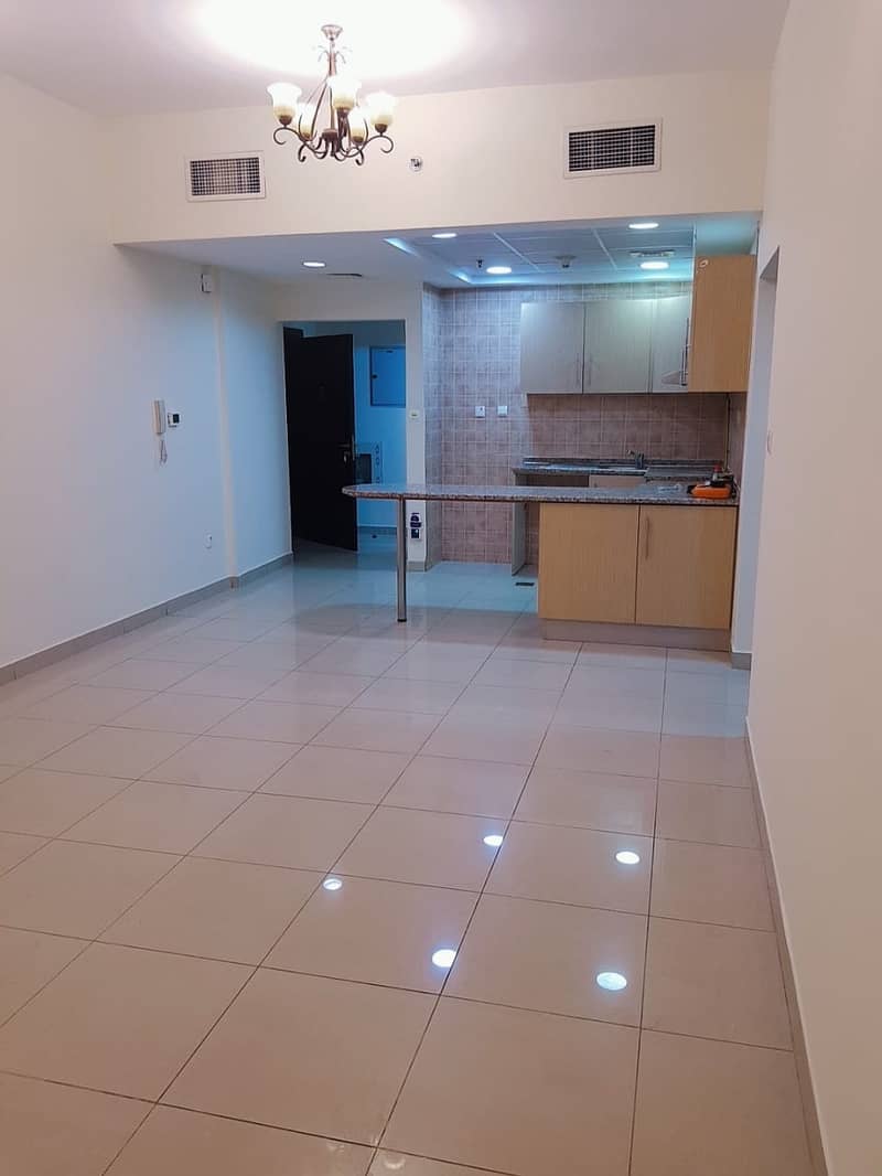 AL JAWZAA B : 2 BEDROOM WITH BALCONY FOR RENT IN INTERNATIONAL CITY PHASE 2  ONLY IN 40K/4
