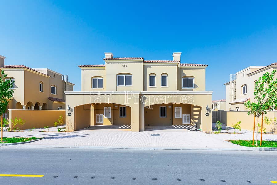 Brand New !! On Pool Semi Detacehd Villa