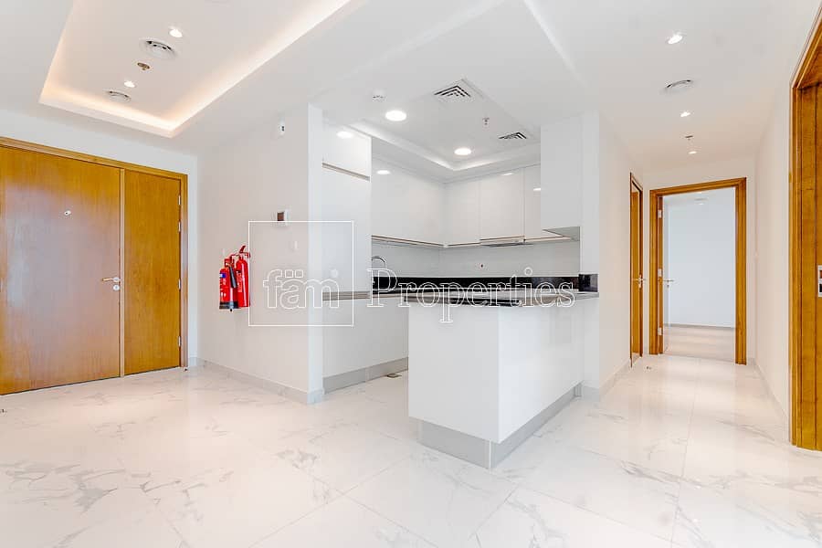 Highest floor 2 BR Sea and Burj Al Arab view Highest floor 2 BR Sea and Burj Al Arab view