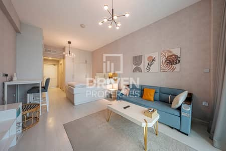 Studio for Rent in Palm Jumeirah, Dubai - Elegant Apartment | Sea View | Ready to Move In