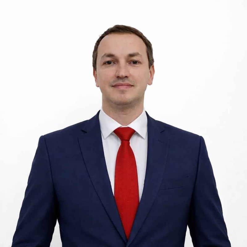 Maksim Titov