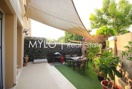 Corner Townhouse |Available Mid November Corner Townhouse |Available Mid November