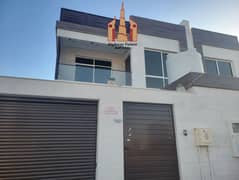 فیلا في حوشي 5 غرف 200000 درهم - 13772574