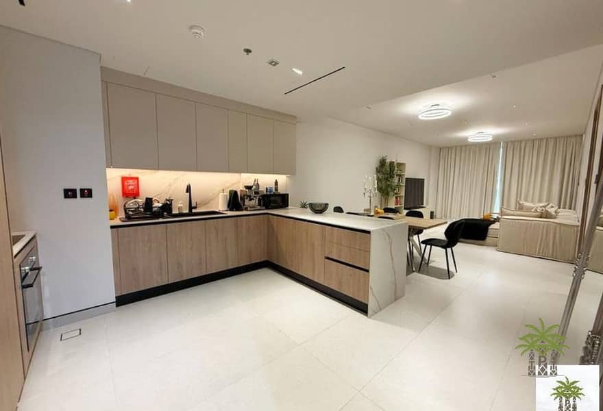 VOT | Massive 1br + Storage | Classy - Image 3