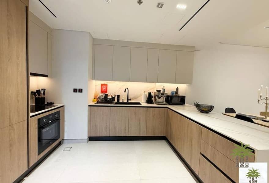 VOT | Massive 1br + Storage | Classy - Image 5