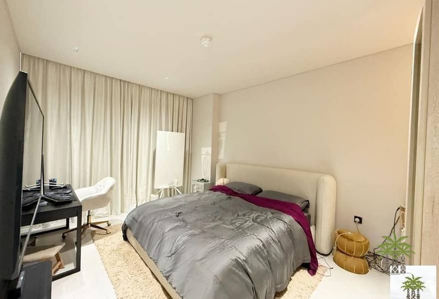 VOT | Massive 1br + Storage | Classy - Image 17