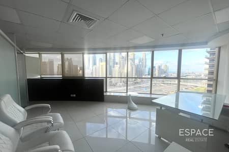 Office for Rent in Jumeirah Lake Towers (JLT), Dubai - Next to Metro | Vacant | Furnished