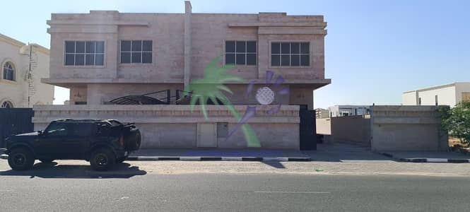فیلا 4 غرف نوم للايجار في حوشي، الشارقة - WhatsApp Image 2025-12-22 at 12.13. 31 PM. jpeg