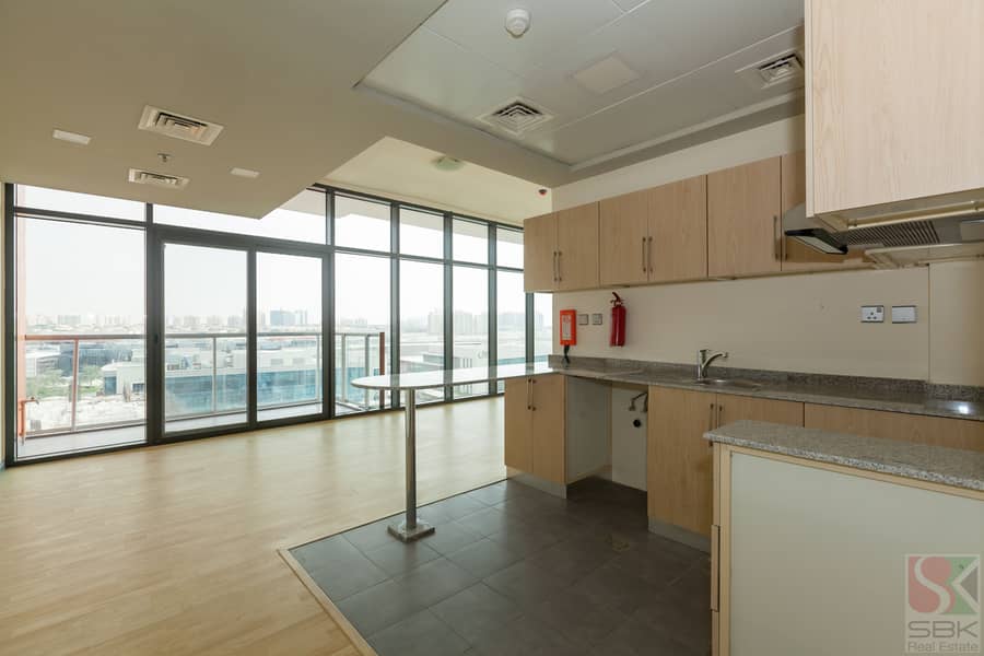 3 Binghatti Room 513-16. JPG