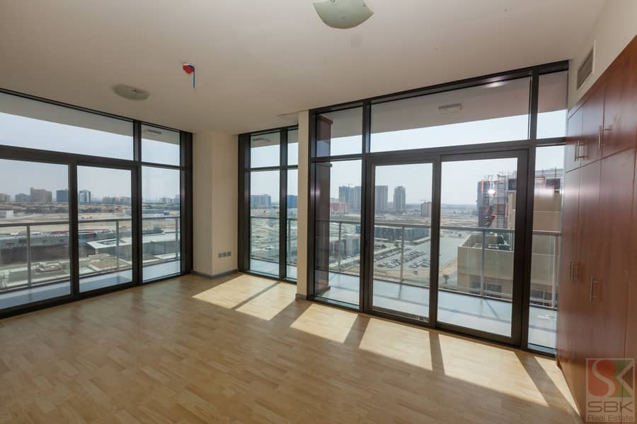 9 Binghatti Room 913 (16). JPG