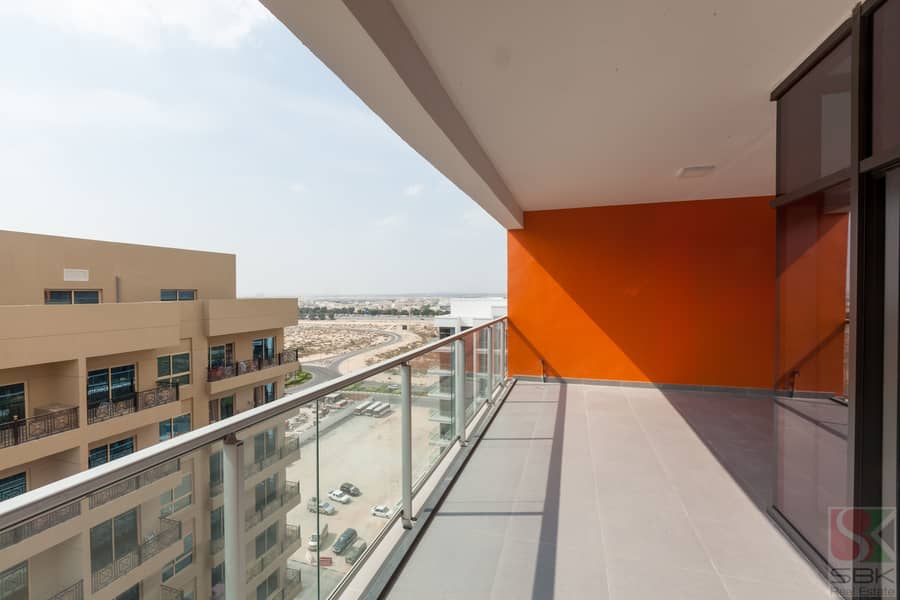 10 Binghatti Room 908 (18). JPG
