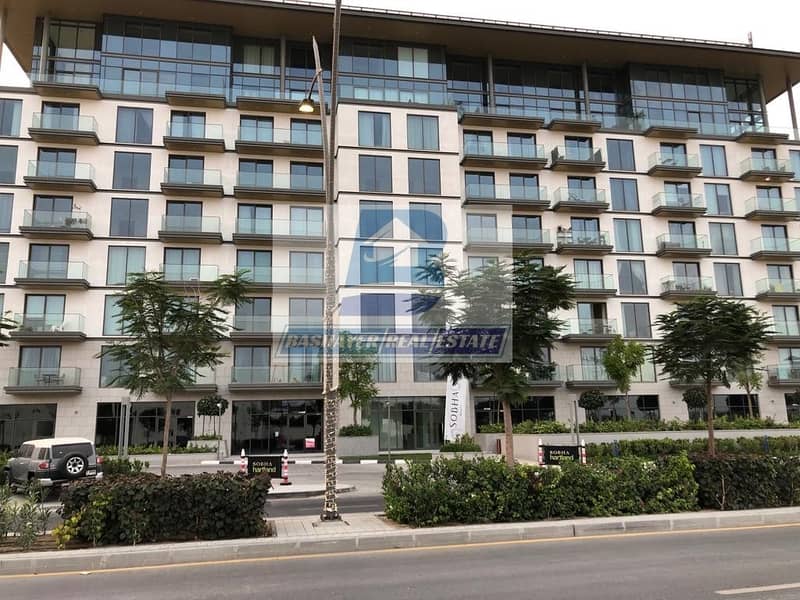 Stunning Apartment in Prime Location With Amazing View Stunning Apartment in Prime Location With Amazing View