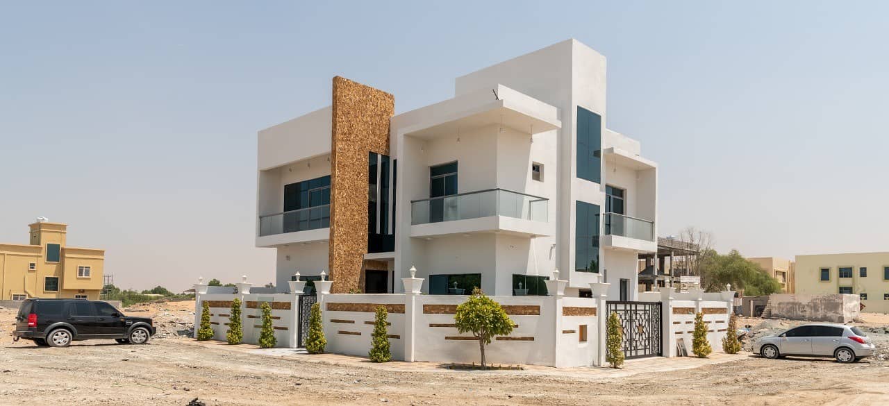 Villa for sale in Ajman Al Helio central air conditioning two floors very excellent location