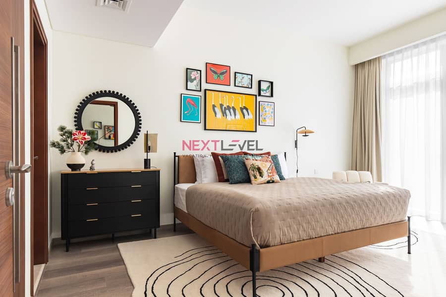 PRICE DROP | Luxury 1BR Apartment | Downtown Dubai | 2 Bathrooms | Near Burj Khalifa & Dubai Mall - Image 2
