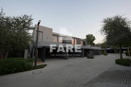 3 Slaapkamers Townhouse te Koop in Tilal City, Sharjah - e175c385-610b-4e66-a64e-155d382683c5 - Copy. jpg