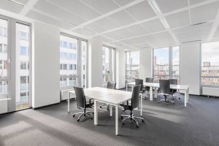 Office for Rent in Al Maryah Island, Abu Dhabi - Regus Altezza 5787 Munich Germany Large Office 3. jpg