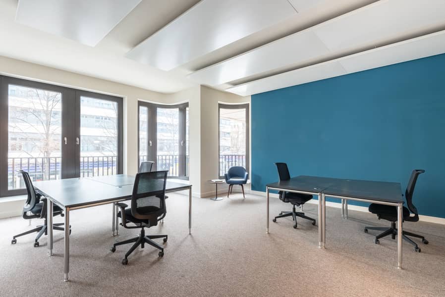 10 Signature Am Kurfürstendamm 5375 Berlin Germany Large Office. jpg