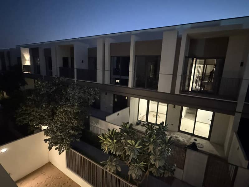 RENT 3 BEDROOM SINGLE ROW TILAL AL GHAF AURA 3 - Image 9