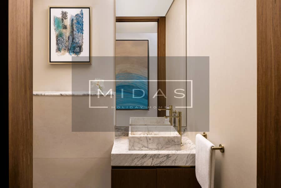 Luxury I Pet Friendly I Balcony I City View