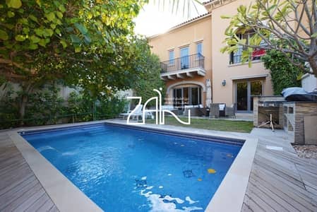 Upgraded! 4BR Quadplex with Private Pool Upgraded! 4BR Quadplex with Private Pool