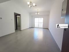 شقة في بناية البرشاء،البرشاء 1،البرشاء 2 غرف 88000 درهم - 13779947