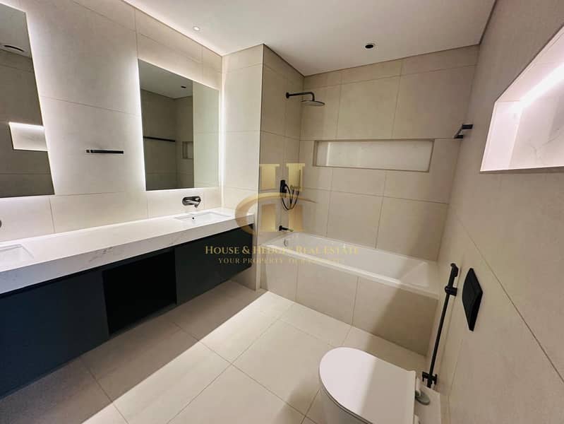 Corner Unit | Converted into 3BR+Maid | Vacant - Image 6