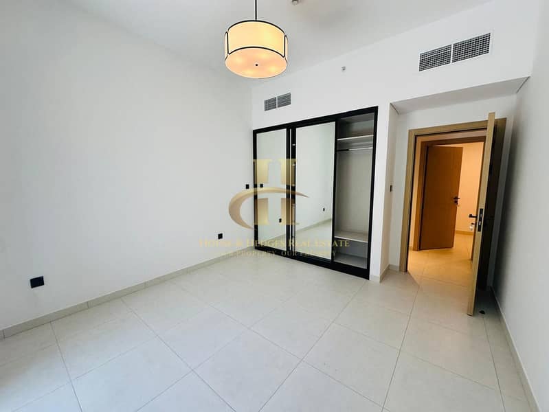 Corner Unit | Converted into 3BR+Maid | Vacant - Image 9