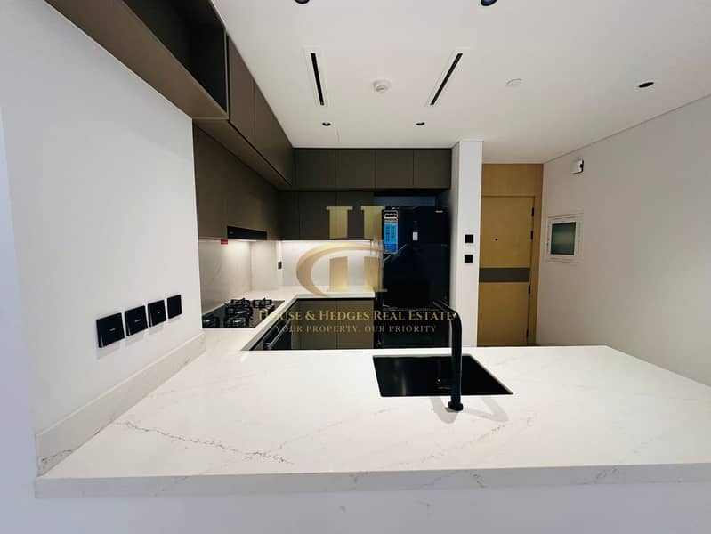 2BHK+Maid | High Floor | Pool View - Image 4