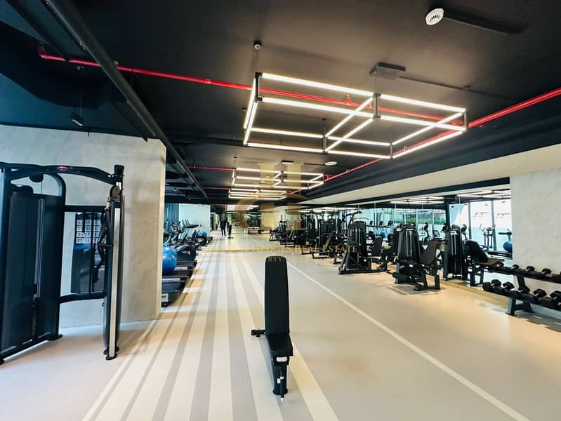 2BHK+Maid | High Floor | Pool View - Image 5