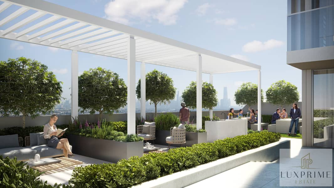 8 Outdoor Lounge. jpg